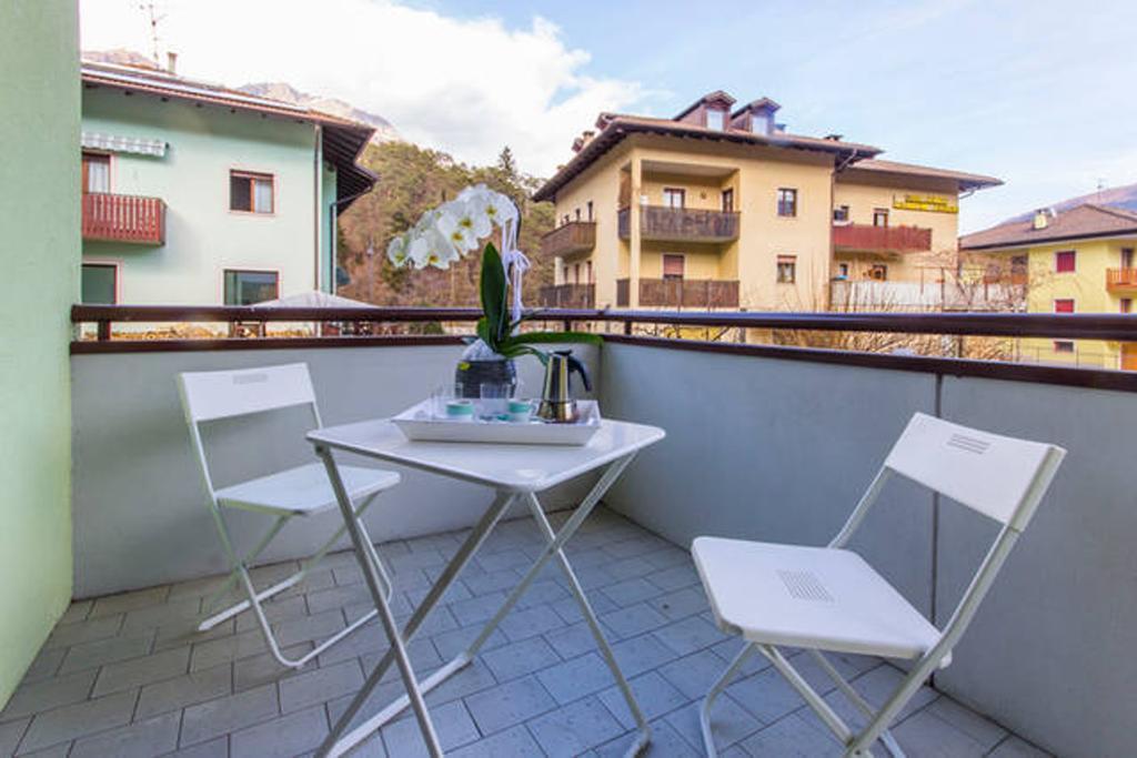 Comano Terme Apart Exterior foto