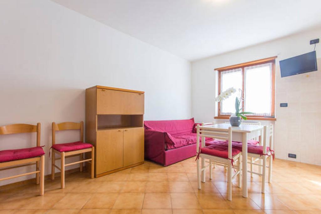 Comano Terme Apart Exterior foto